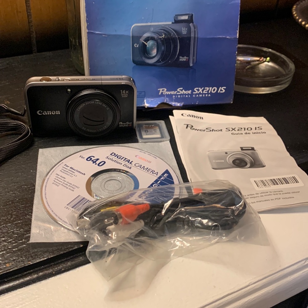 Canon PowerShot SX210 IS